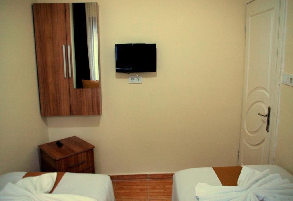 Sur 1 Hotel Istanbul Exterior photo